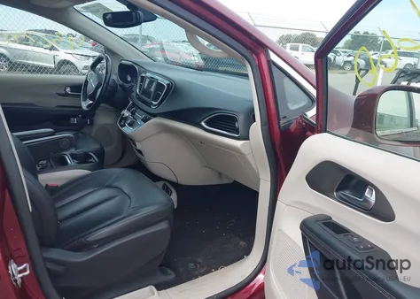 2020 Chrysler Pacifica Touring L из США, поврежденный, VIN 2C4RC1BG1LR276311